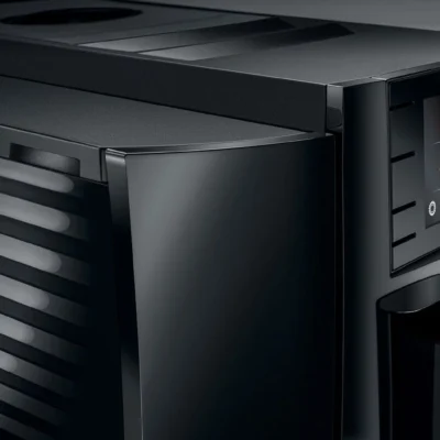 JURA COFFEE MACHINE E8 15372/15661 PIANO BLACK